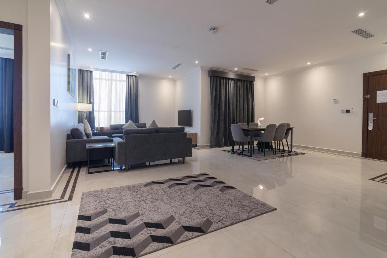 The Gate Hotel And Apartments 담맘 외부 사진