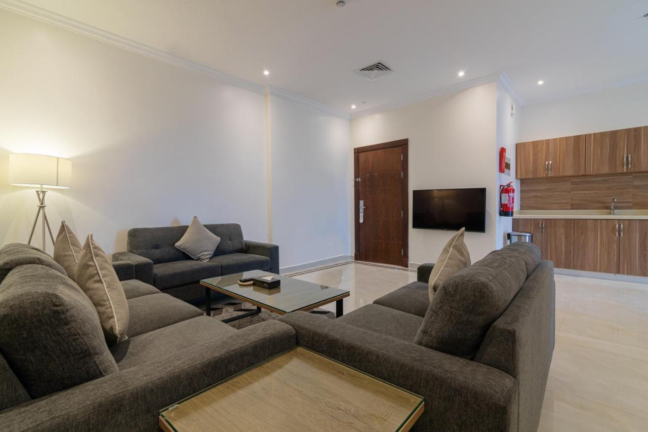 The Gate Hotel And Apartments 담맘 외부 사진